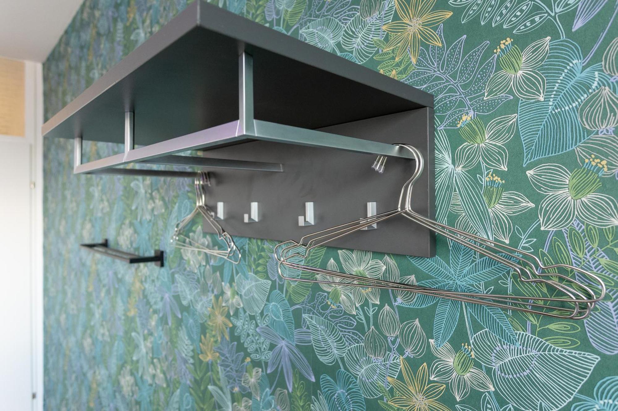 Private Room With Ac- Microwave, Personal Fridge & Metro Access - 7 Min To Center Wien Eksteriør billede